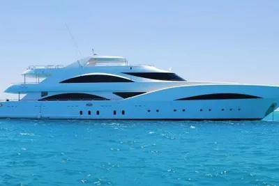 Custom M/Y Seven Spices