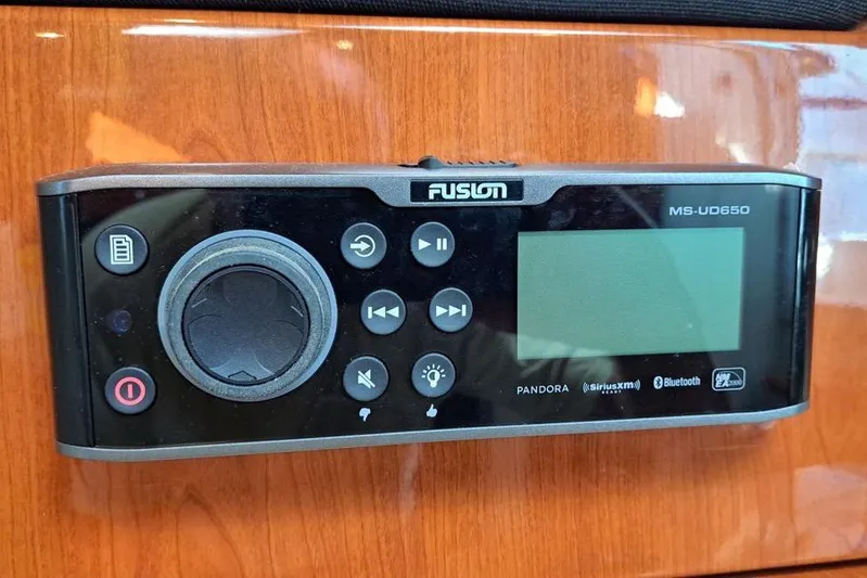 Wattever Yacht Photos Pics Fusion MS-UD650 audio system on 2008 Formula 34 Performance Cruiser, featuring Bluetooth and SiriusXM.
