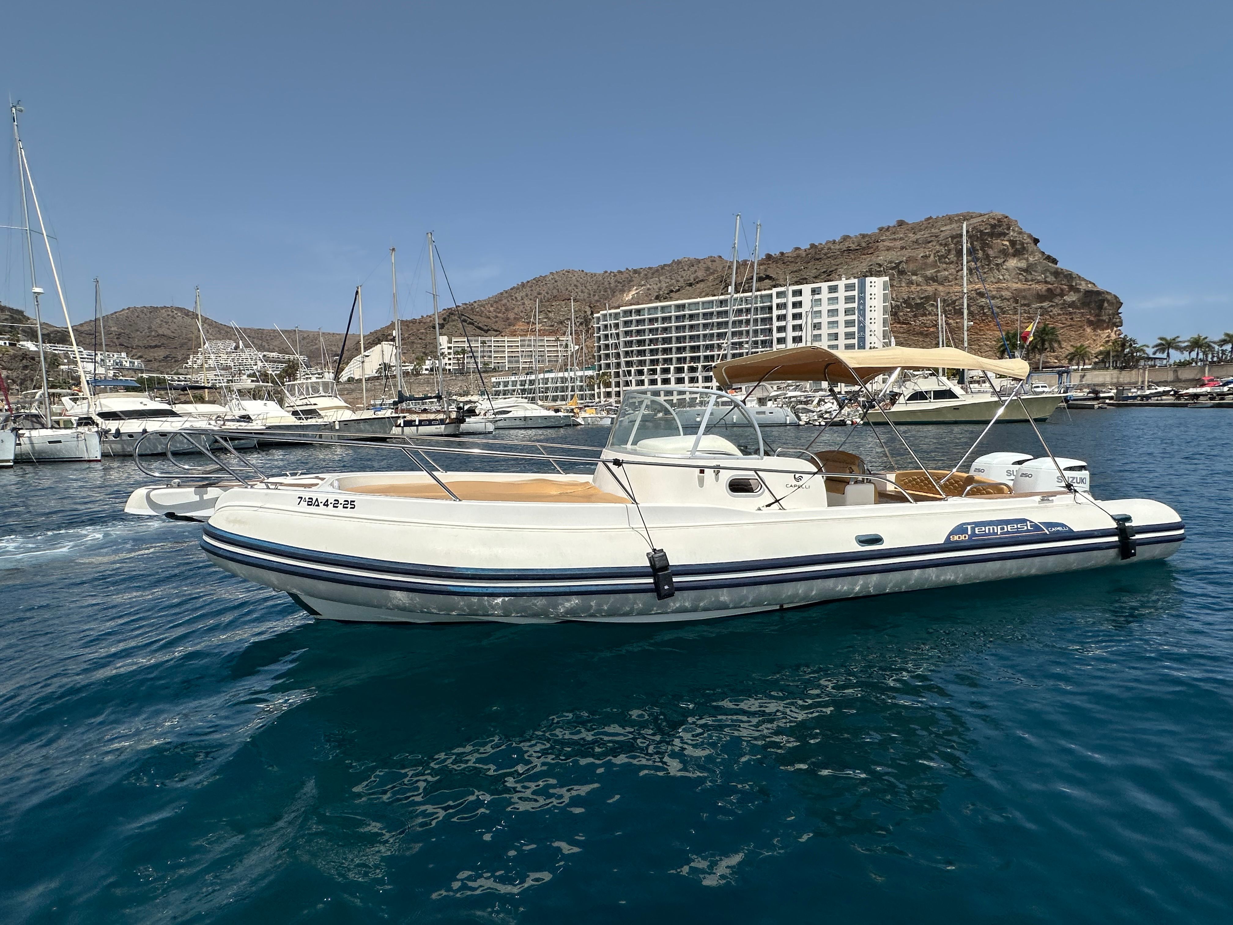 2007 Capelli Tempest 900 WA