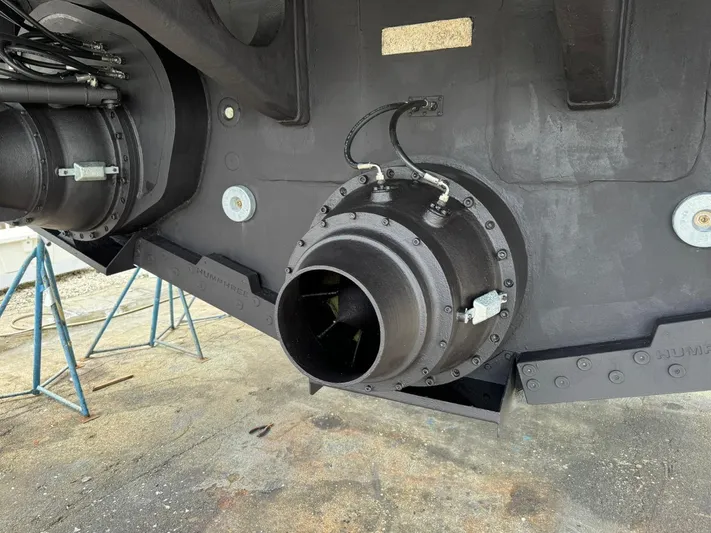 Silver Mama Yacht Photos Pics 