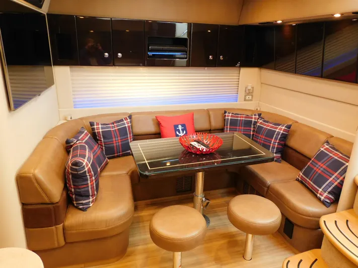 La Famiglia II Yacht Photos Pics 