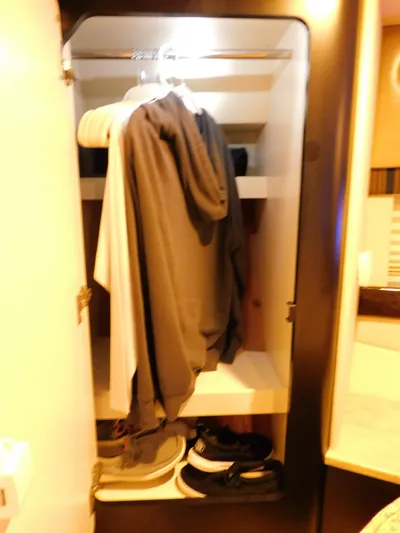 La Famiglia II Yacht Photos Pics 