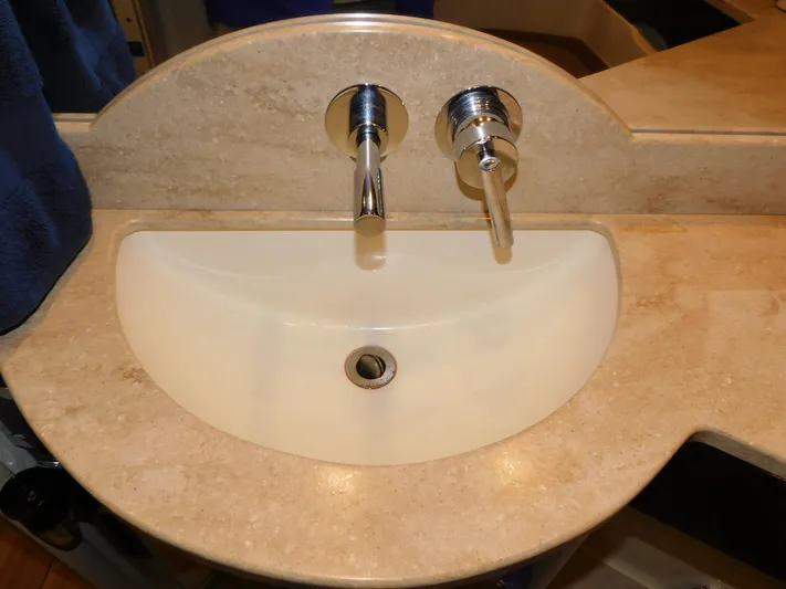 La Famiglia II Yacht Photos Pics 