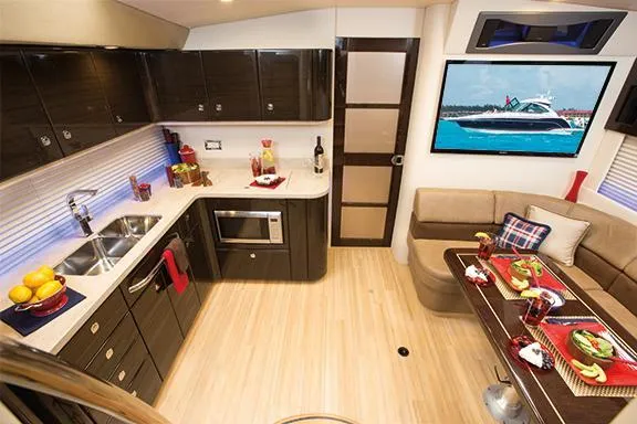 La Famiglia II Yacht Photos Pics 