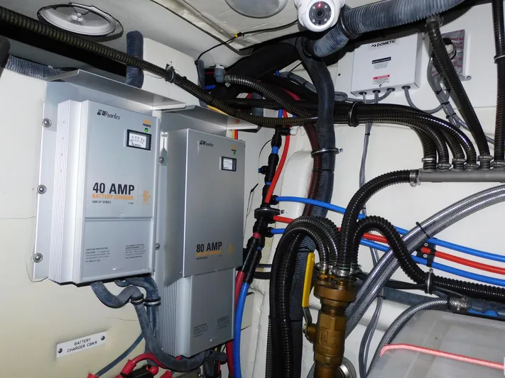 La Famiglia II Yacht Photos Pics 