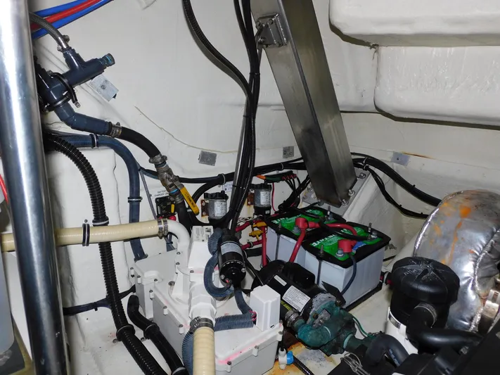 La Famiglia II Yacht Photos Pics 