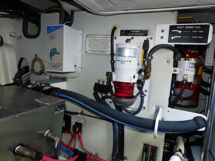 La Famiglia II Yacht Photos Pics 