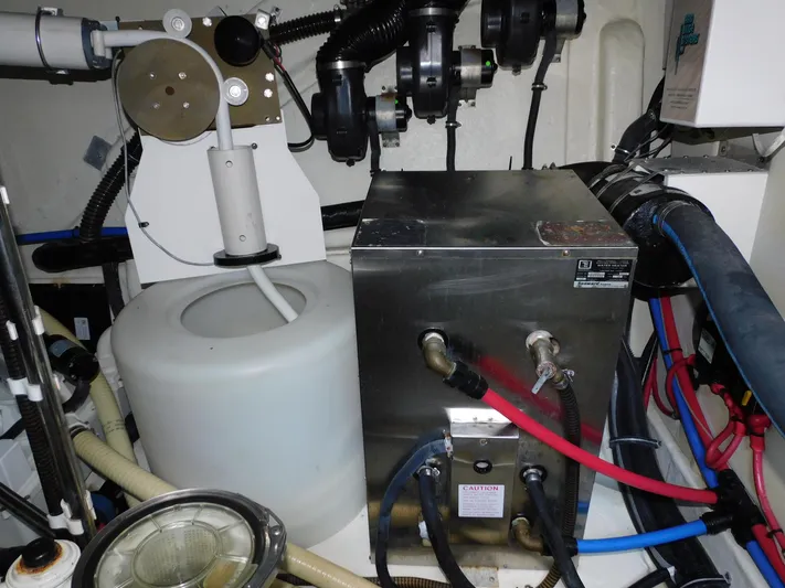 La Famiglia II Yacht Photos Pics 