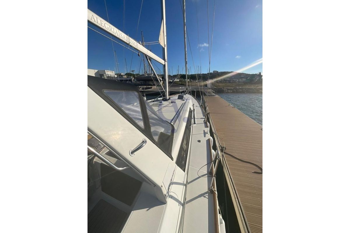 2018 Beneteau 45 