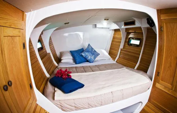 Sand Piper Yacht Photos Pics 