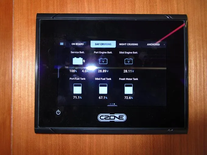 Indigo Yacht Photos Pics Salon C Zone Panel