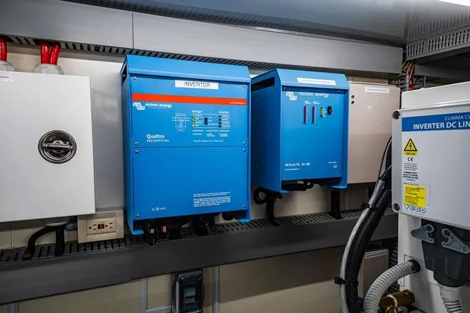 Indigo Yacht Photos Pics Charger