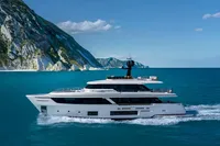 CUSTOM LINE NAVETTA 30