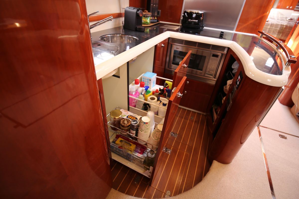 2008 Fairline 53 