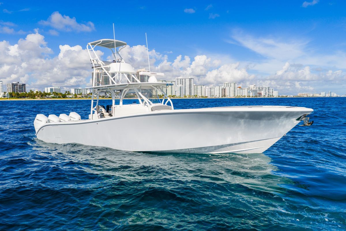 2015 Yellowfin 42 