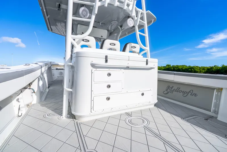  Yacht Photos Pics 2015 Yellowfin 42 Offshore boat interior with sleek design and modern amenities.