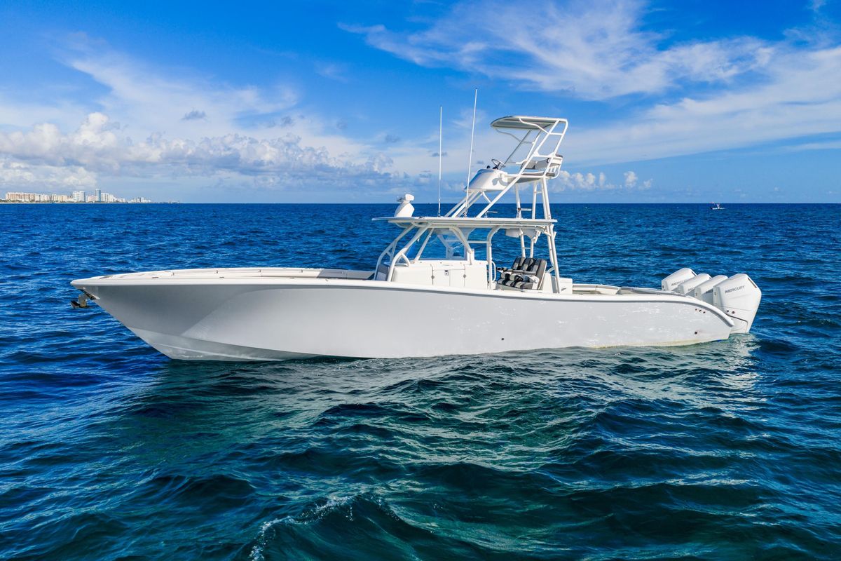 2015 Yellowfin 42 