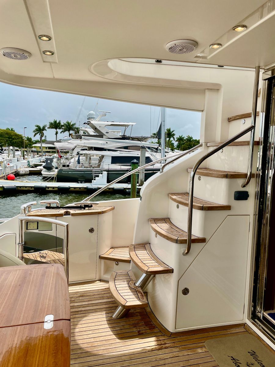2015 Princess 59 