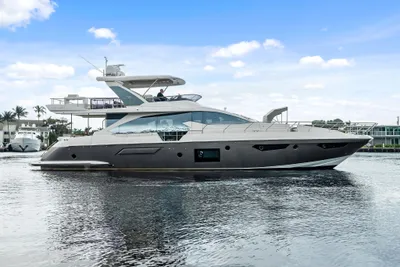 Azimut 72 FLY
