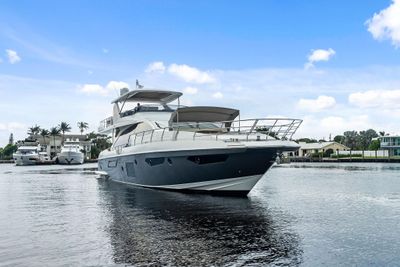 Yacht