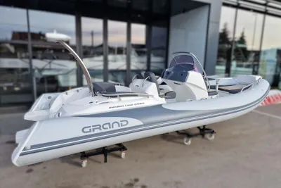 2025 Grand G580GLF Arctic Gray