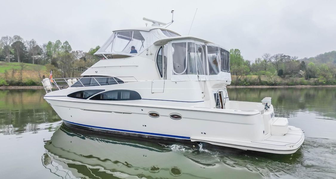 2007 Carver 45 Cockpit Motor Yacht