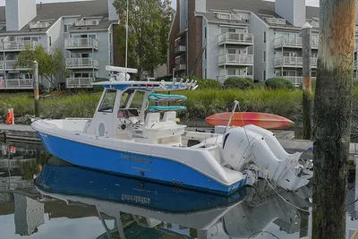 2015 Everglades 295 Center Console