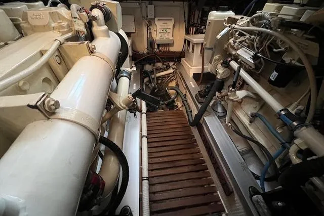  Yacht Photos Pics Engine Compartment (facing forward)