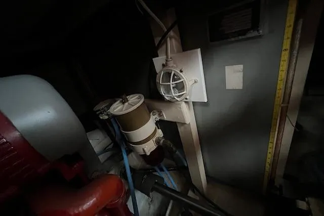  Yacht Photos Pics Engine Room Lighting