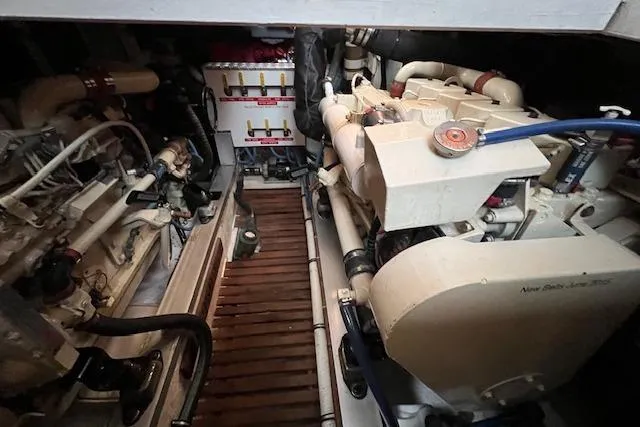  Yacht Photos Pics Engine Rom (facing aft)