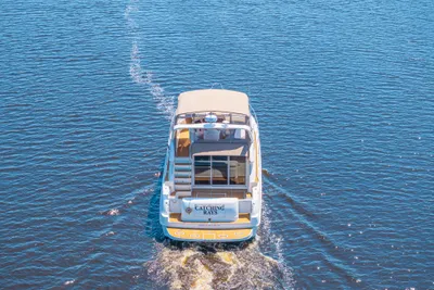 Sea Ray 450 Express Bridge