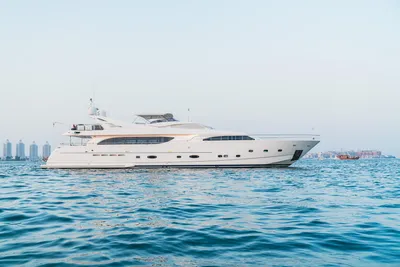 2007 Custom Line 112