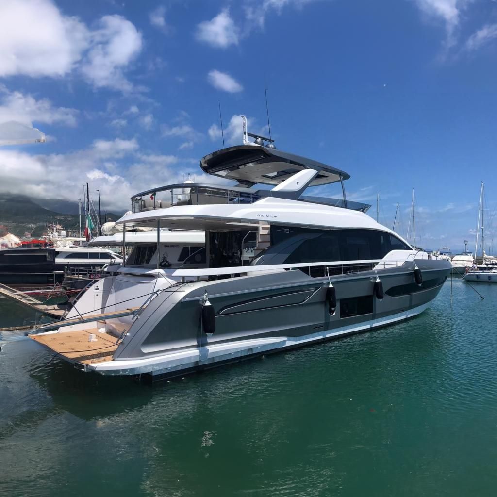 2022 Azimut 74 