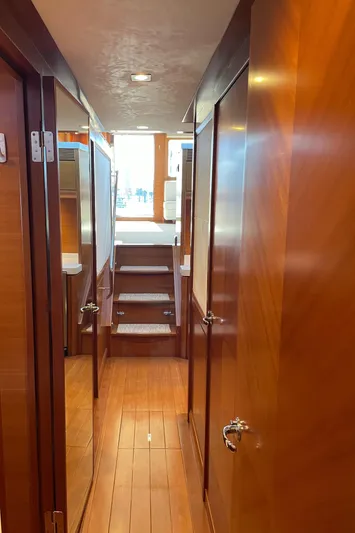 Resiliensea Yacht Photos Pics 