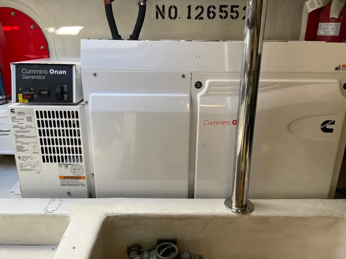 Resiliensea Yacht Photos Pics 