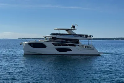2024 Absolute Navetta 64