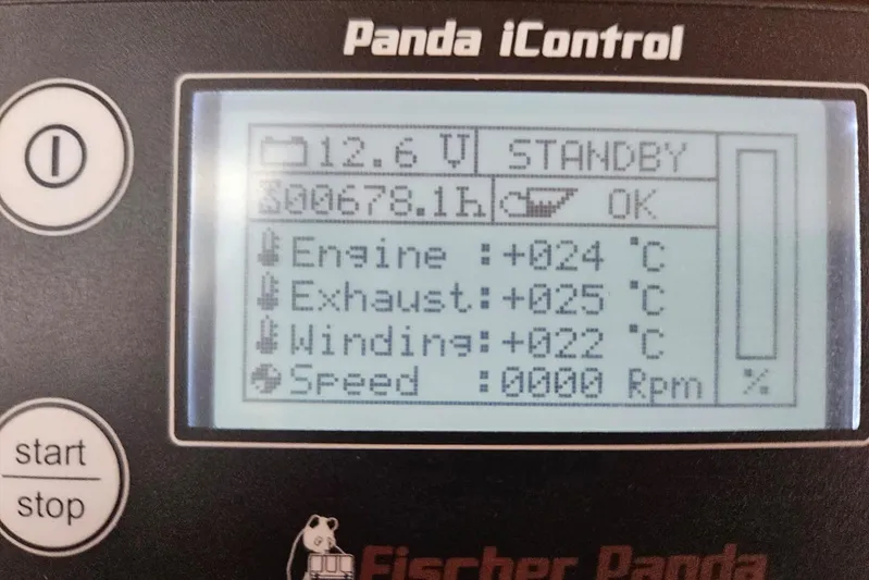 Gala Yacht Photos Pics Panda iControl display showing engine status and temperatures for Targa 46, 2019 model.