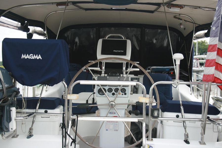 2007 Catalina 387