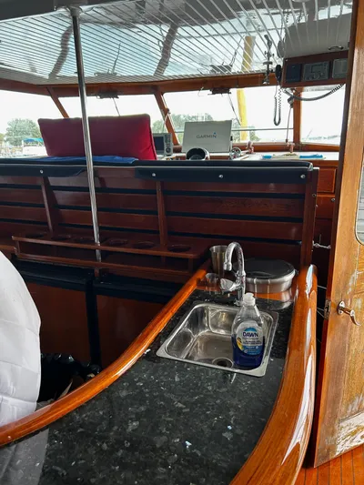 Jenny Clark Yacht Photos Pics 