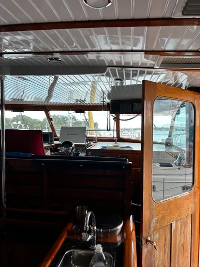 Jenny Clark Yacht Photos Pics 