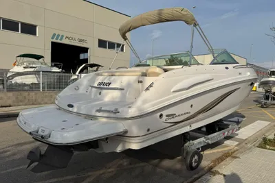 2004 Chaparral 235 SSi