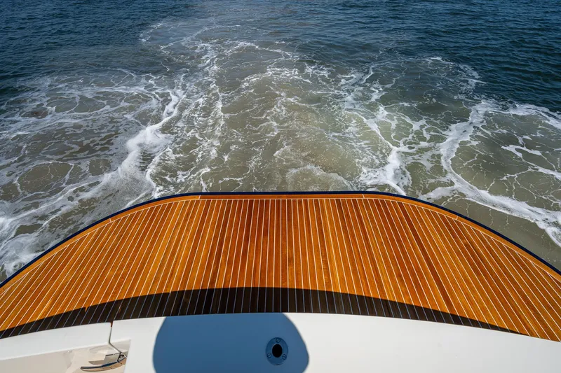 Talaria 57001 Yacht Photos Pics 