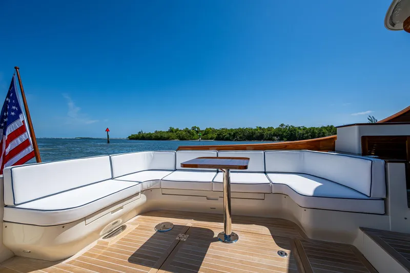 Talaria 57001 Yacht Photos Pics 