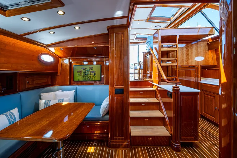 Talaria 57001 Yacht Photos Pics 