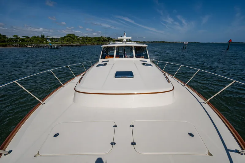 Talaria 57001 Yacht Photos Pics 