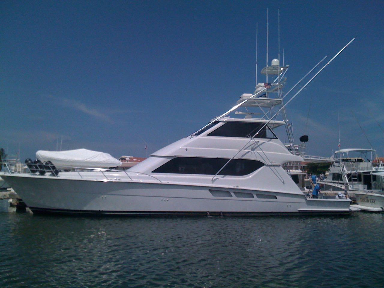 65 foot hatteras yacht