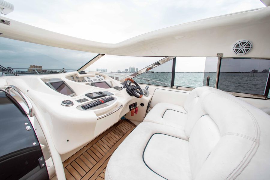 2001 Sunseeker Predator 56