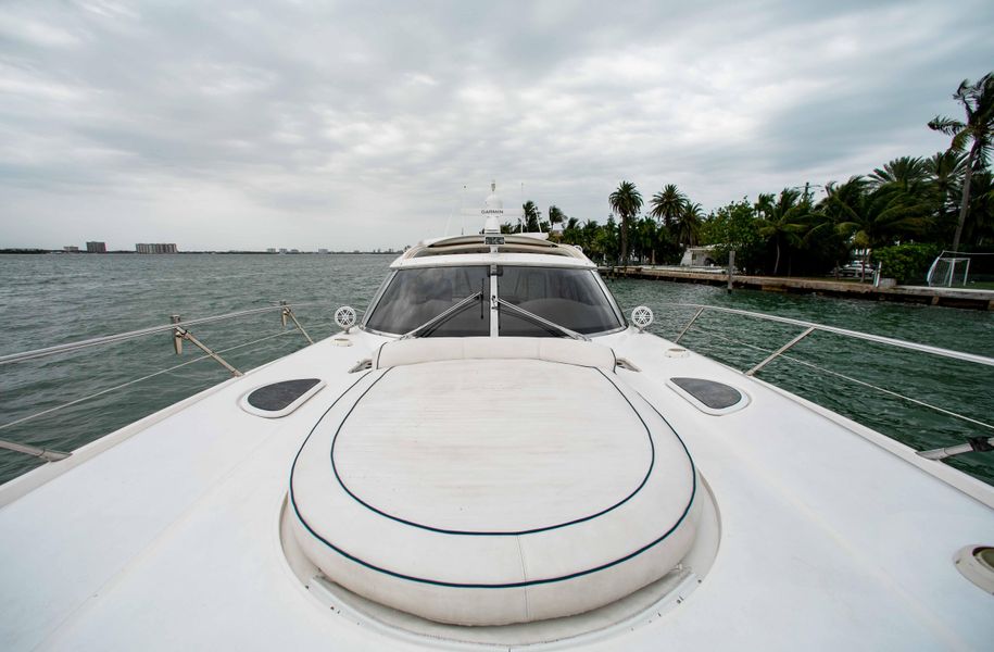 2001 Sunseeker Predator 56