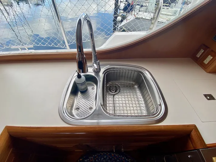 First Light Yacht Photos Pics Kitchen sink on 1999 Ocean Alexander 510 Pilothouse yacht.