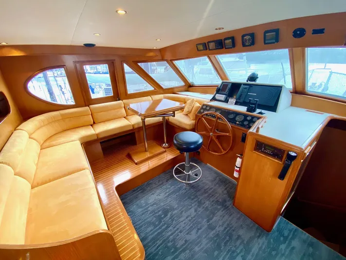 First Light Yacht Photos Pics Interior of 1999 Ocean Alexander 510 Pilothouse yacht.